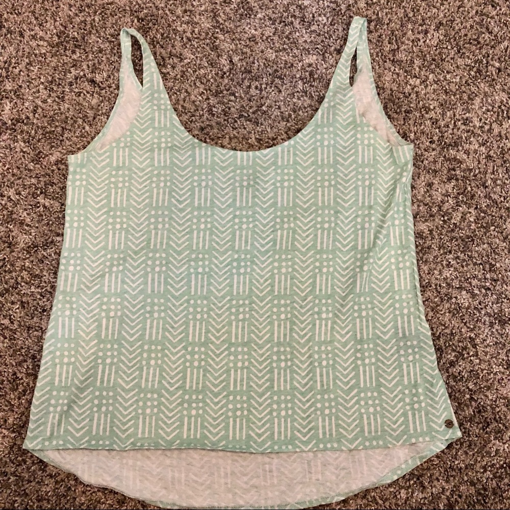O’Neill open-back tank